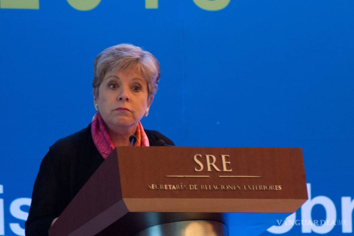 Alicia Bárcena recibe doctorado 'honoris causa' en Cuba