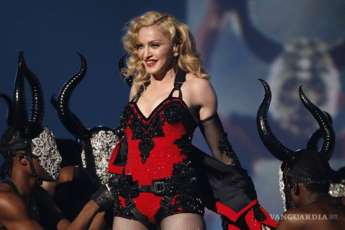 Madonna da una probadita de nuevo disco con Lisboa de fondo