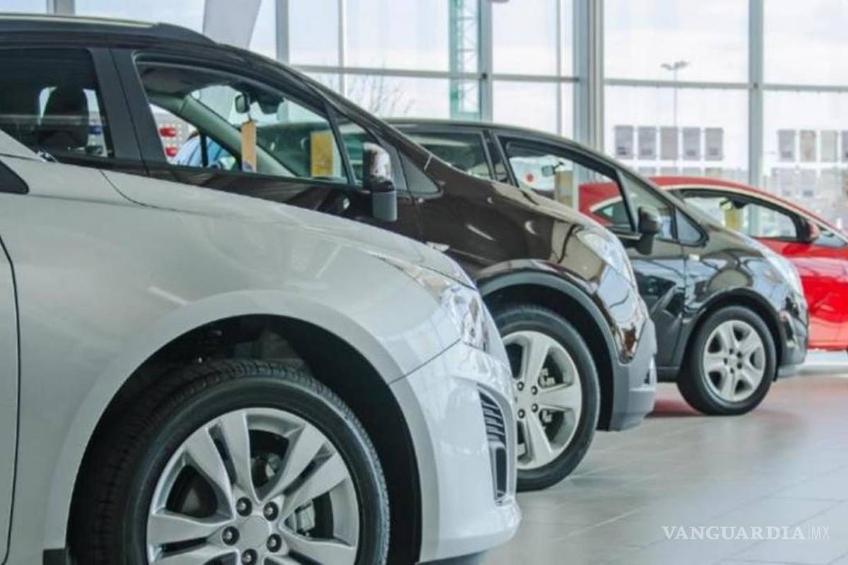 Venta de autos creció 26.5% en diciembre, sigue sin alcanzar nivel prepandemia