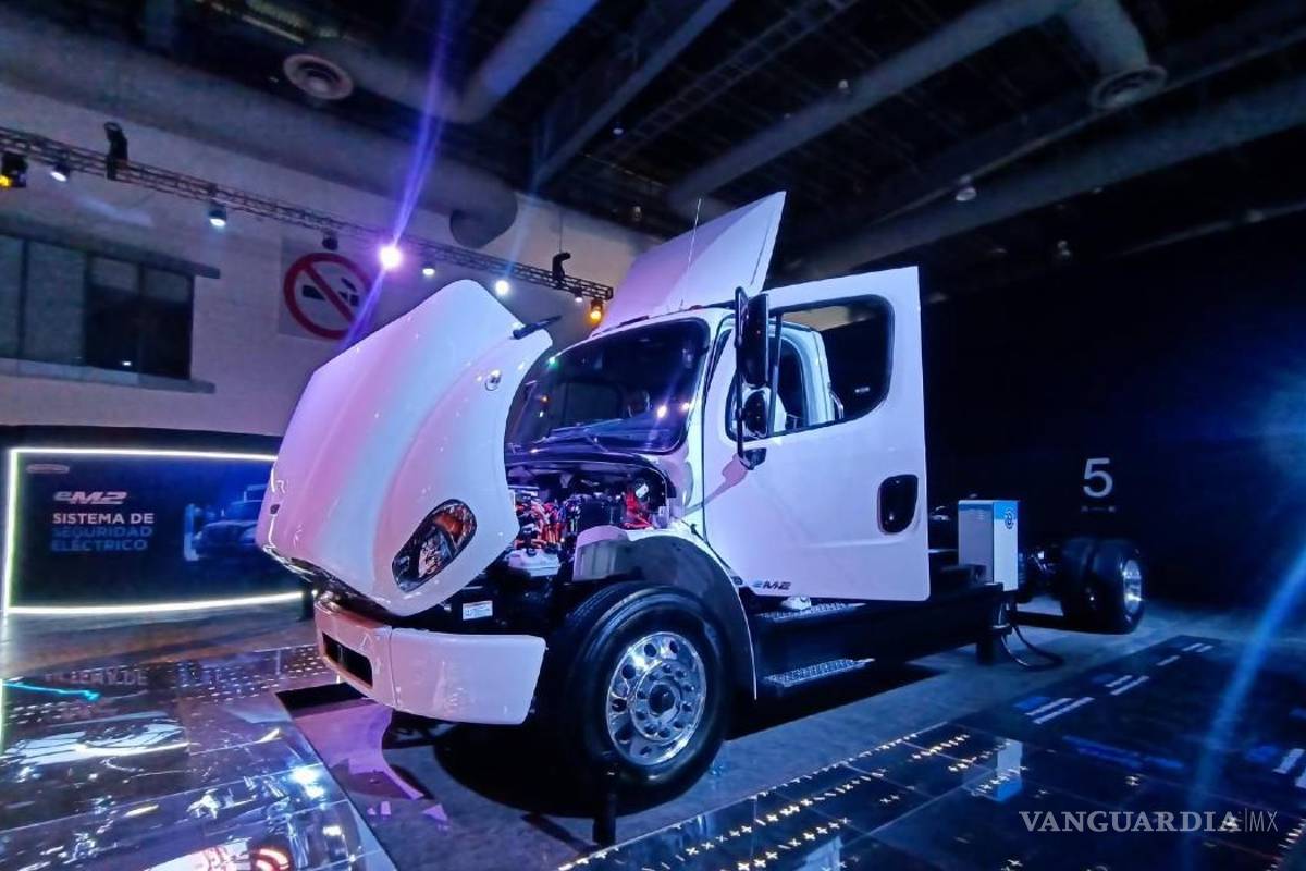 Baja producción, exportación y ventas de Freightliner en México
