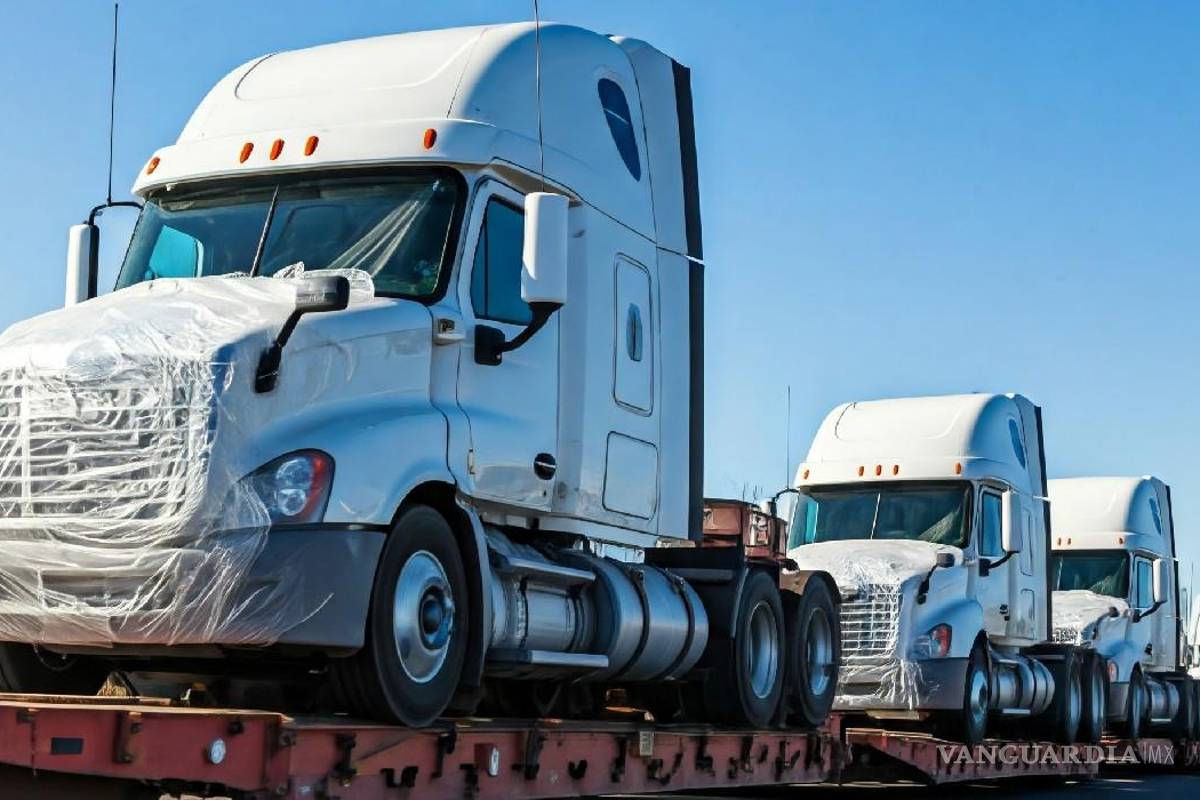 Prevén menor demanda en piezas ante caída de producción y exportación de vehículos pesados