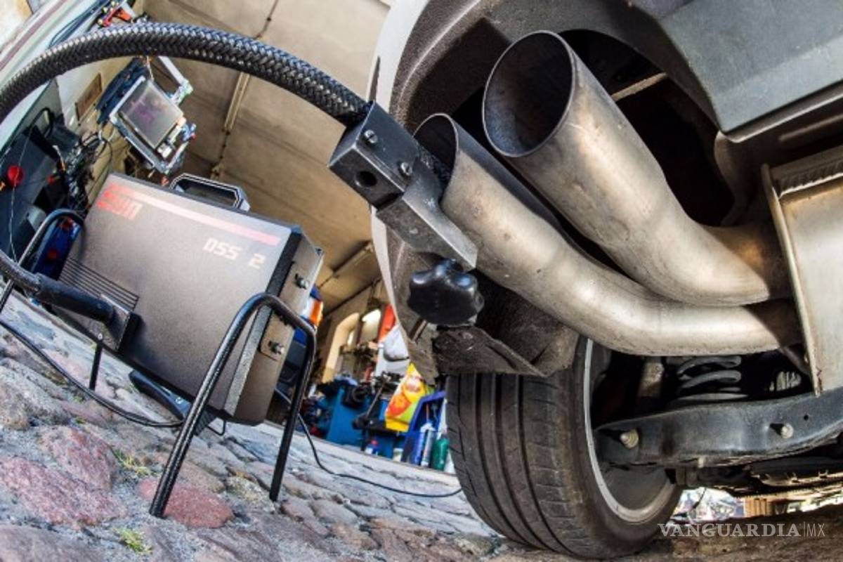 BMW, Daimler y VW podrían haber pactado no competir en reducción de emisiones