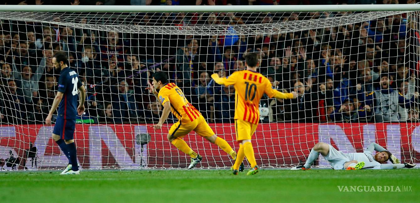 Barcelona vence al Atlético de Madrid con doblete de Luis Suárez
