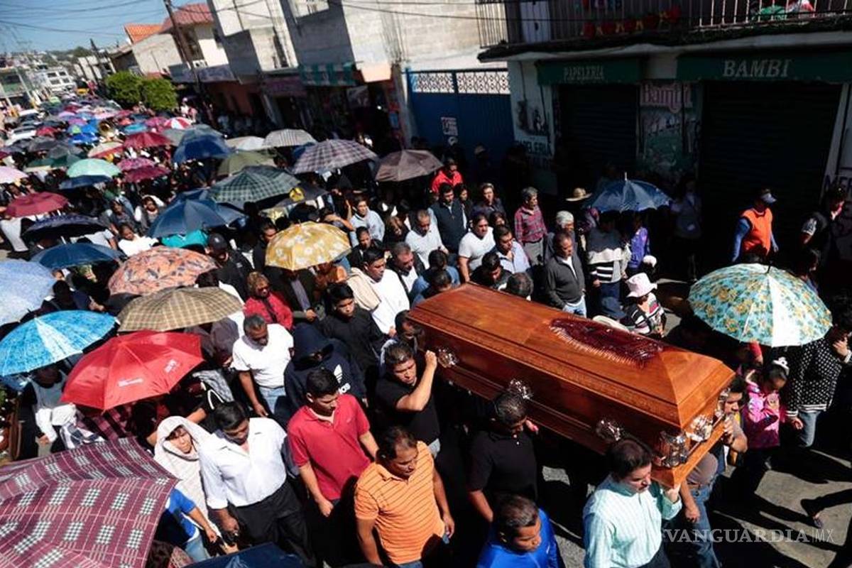 Despiden a víctimas de la explosión de San Pablito