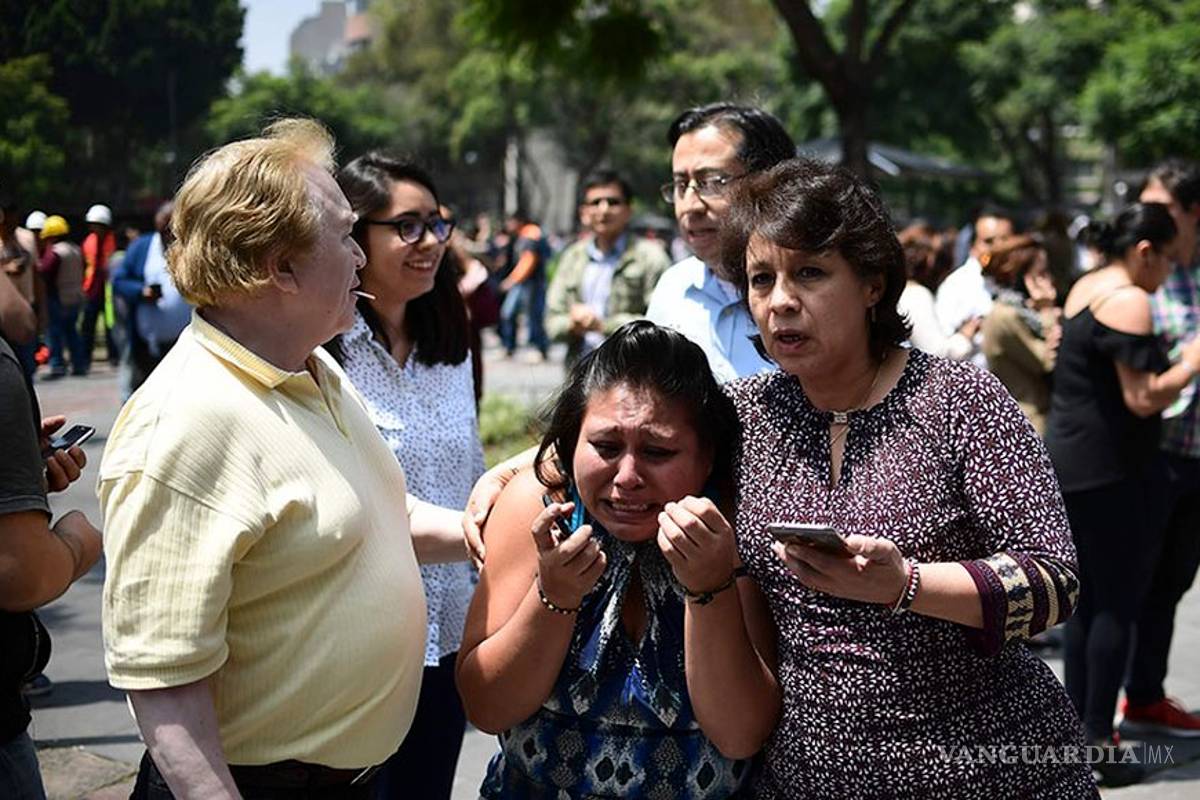 Pánico en la Ciudad de México por fuerte sismo (videos)