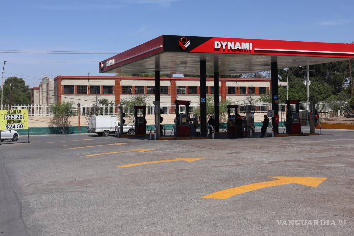 $!En la Zona Metropolitana de Saltillo, solo 113 de 440 gasolineras han bajado sus precios por debajo de los 23.99 pesos, mientras que 236 estaciones aún mantienen tarifas superiores al límite establecido.