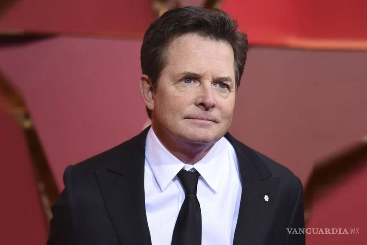 Michael J. Fox se recupera con éxito de cirugía de columna