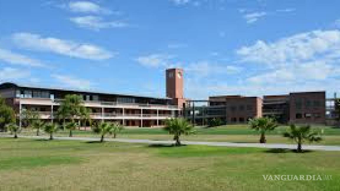 $!Niño ataca a compañeros en Torreón Coahuila; asesina a maestra y se suicida, menor de 7 grave (video)