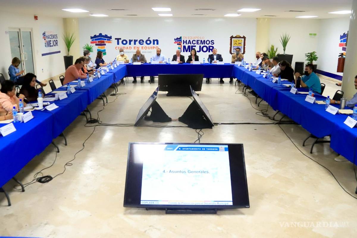 Revisan avances de obras en la segunda reunión del año del COPLADEM