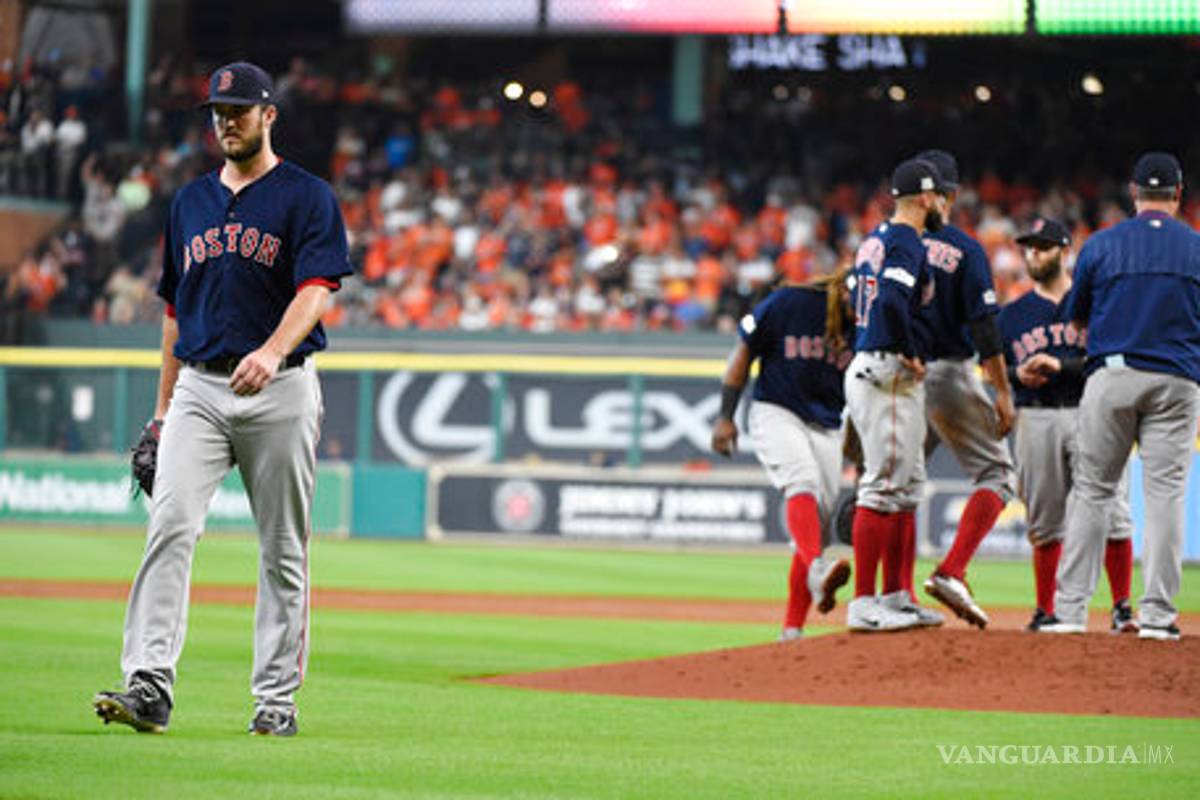Medias Rojas de Boston contra la pared