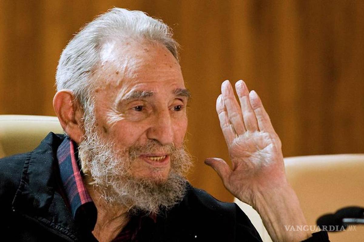 Fidel Castro contra EU y sus aliados, los compara con nazis