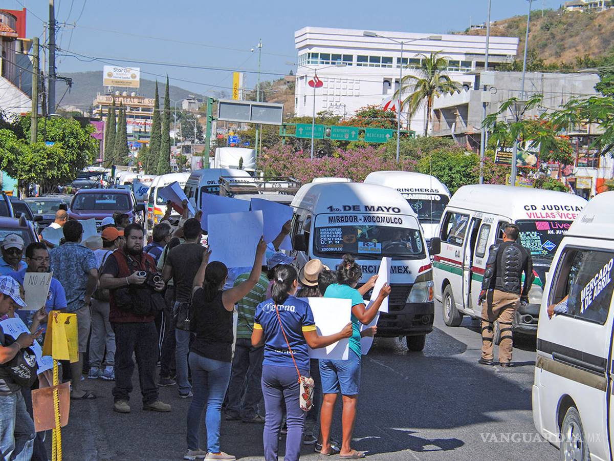 $!Bloqueos y marchas en 28 estados contra el 'gasolinazo'