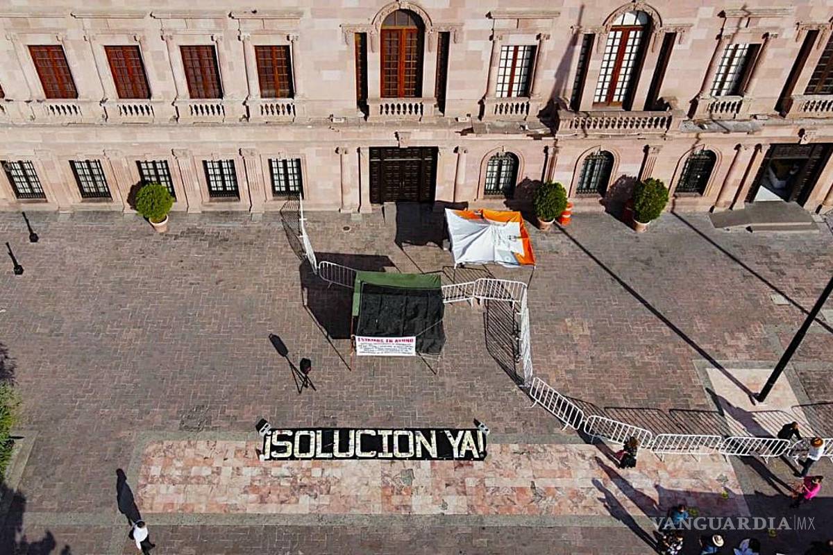 Coahuila: A cuatro años del desalojo de maestros disidentes en la Plaza de Armas, mantienen su lucha