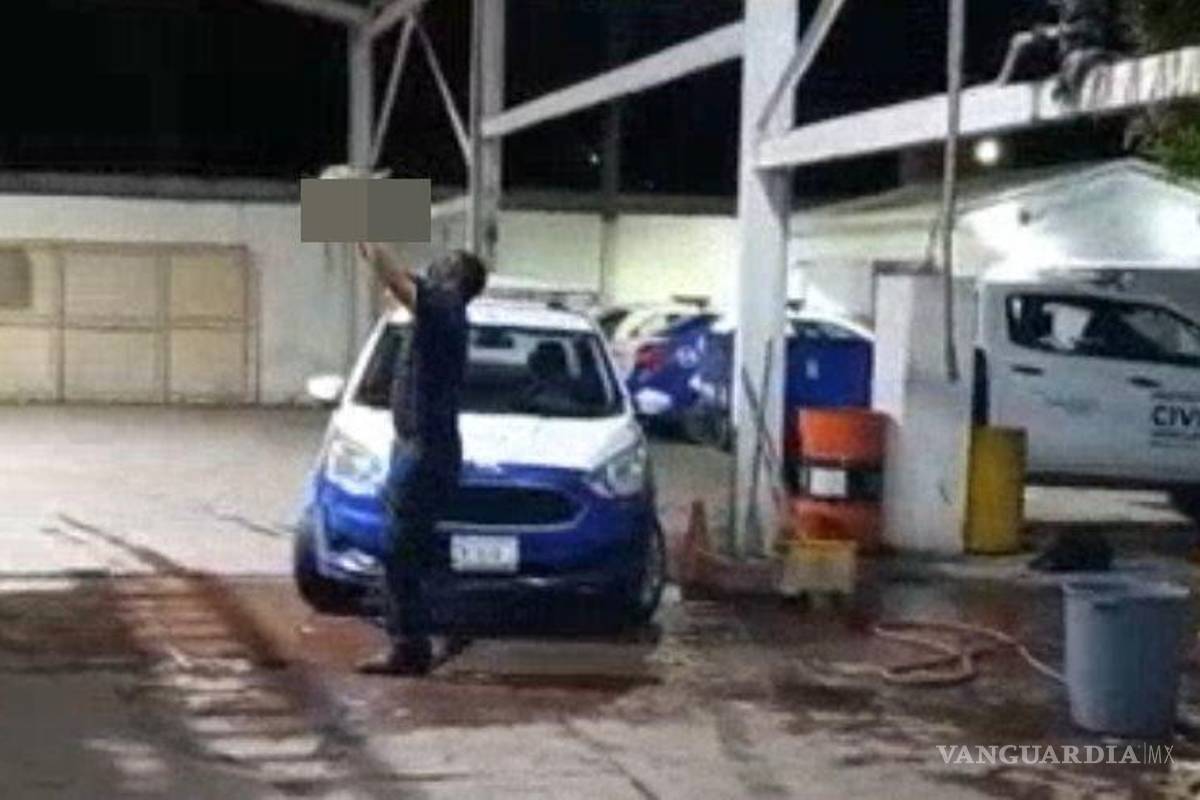 ‘Es demasiado fuerte, en mi vida había visto algo semejante’: denuncian a bomberos de Monclova por crueldad animal