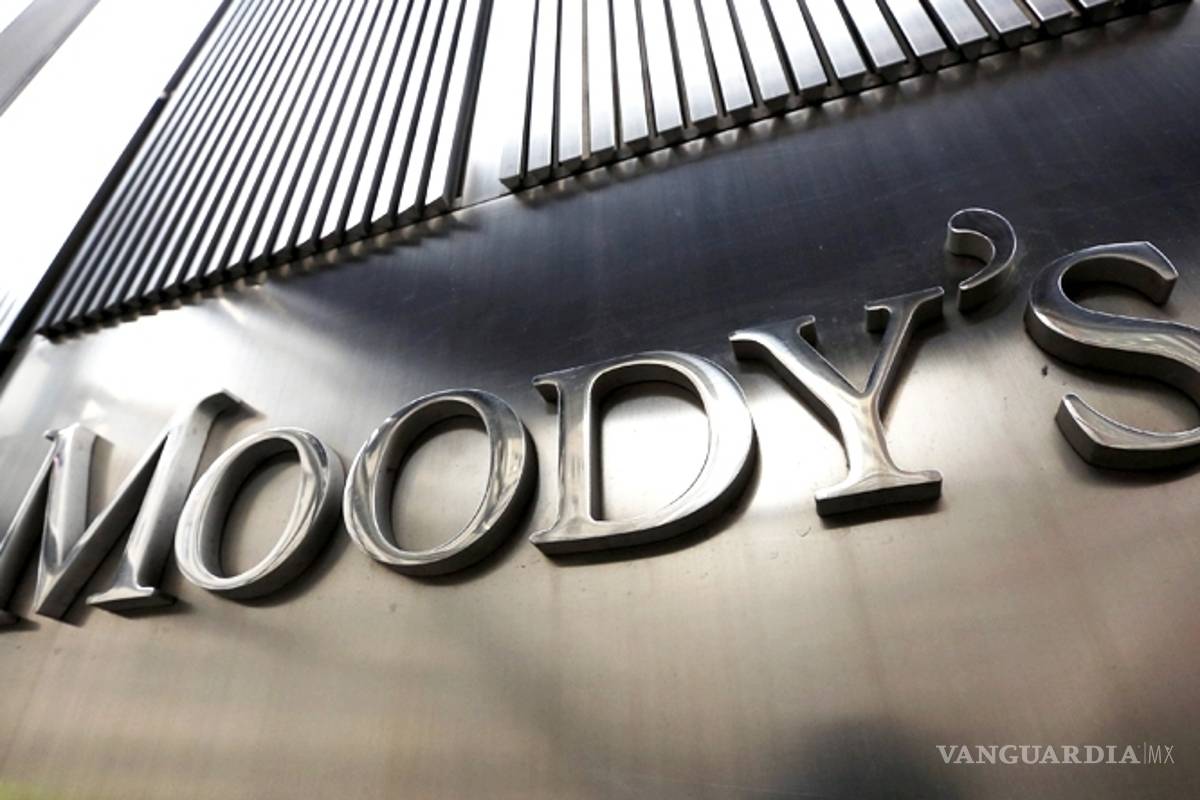 Mercados no temen un triunfo de AMLO, quien se perfila a ganar: Moody's