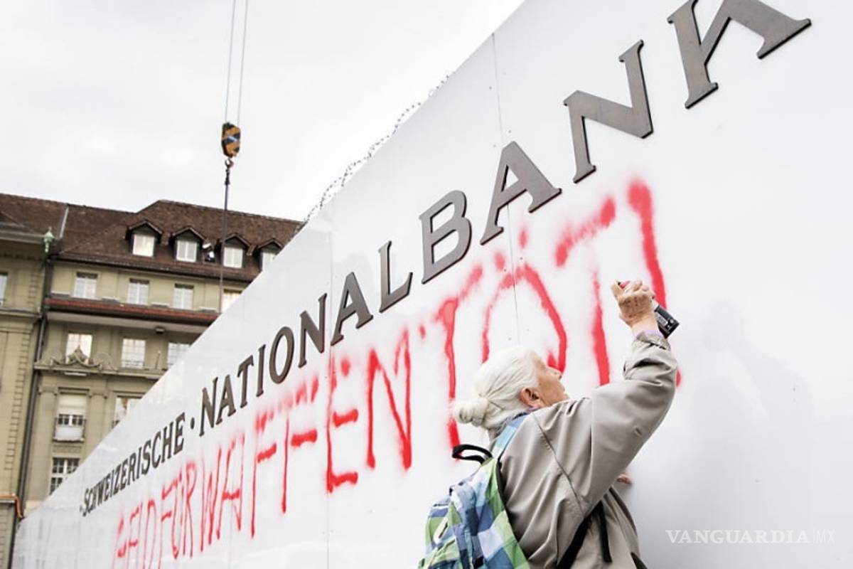 A sus 86 años, Louise Schneider fue arrestada por pintar un grafiti en una pared de Suiza