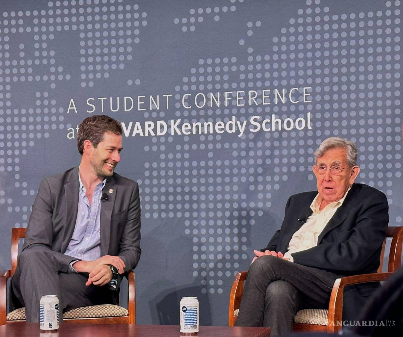 $!Conversatorio con Cuauhtémoc Cárdenas en la Mexico Conference.
