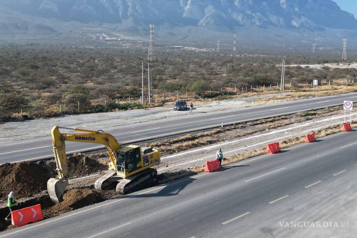 Abren camino para Tesla; avanzan obras a tres carriles de la carretera Monterrey-Saltillo
