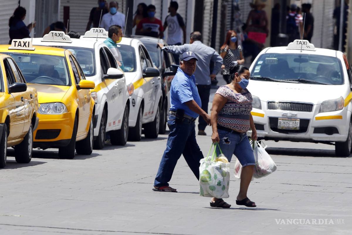 Taxistas de Saltillo piden frenar al transporte que trabaja con aplicaciones