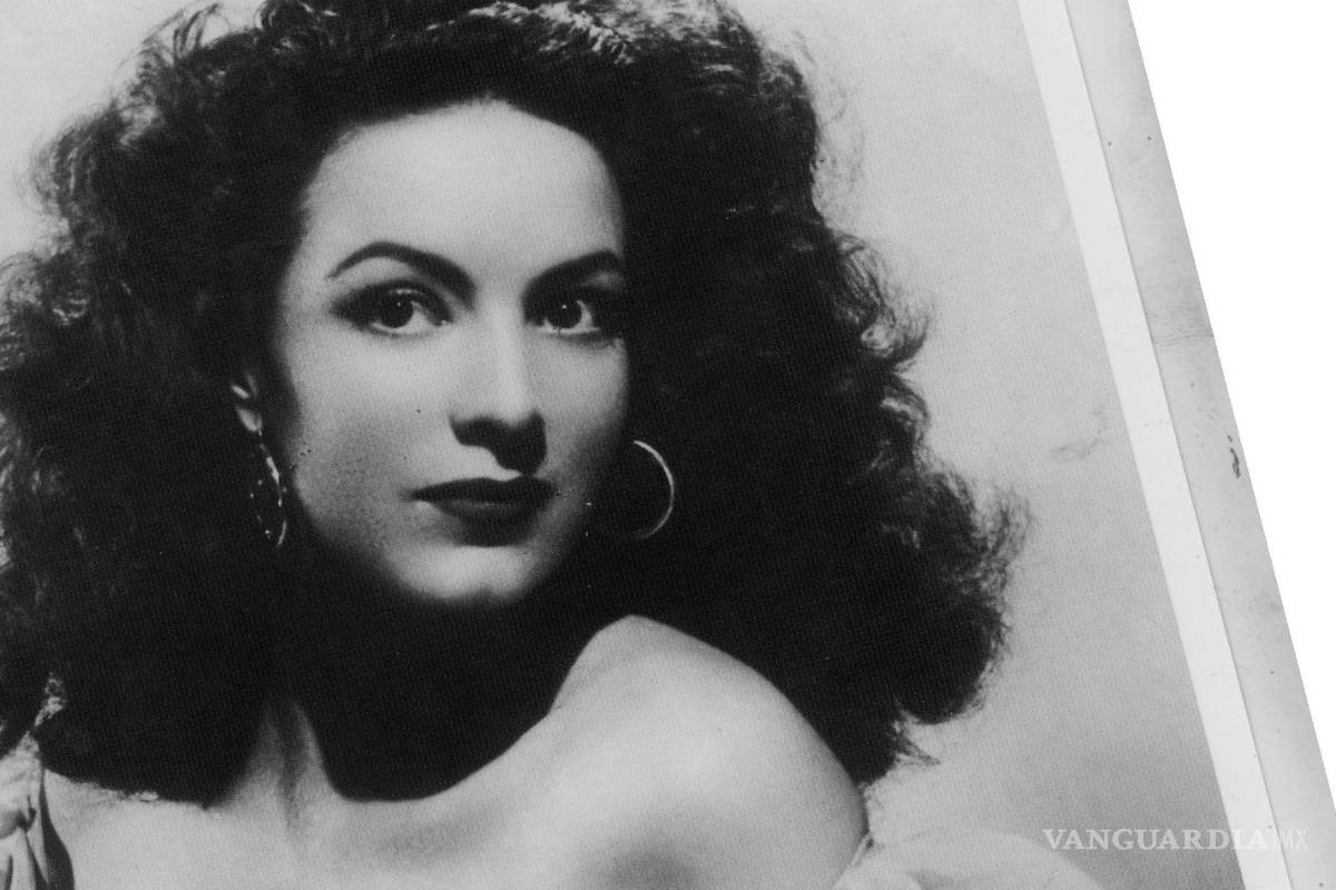 ‘María Félix ayudó a la feminización de la mujer’