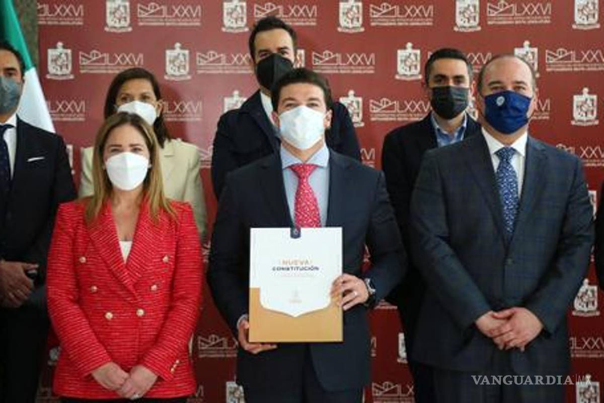Samuel García presenta iniciativa para nueva Constitución de Nuevo León