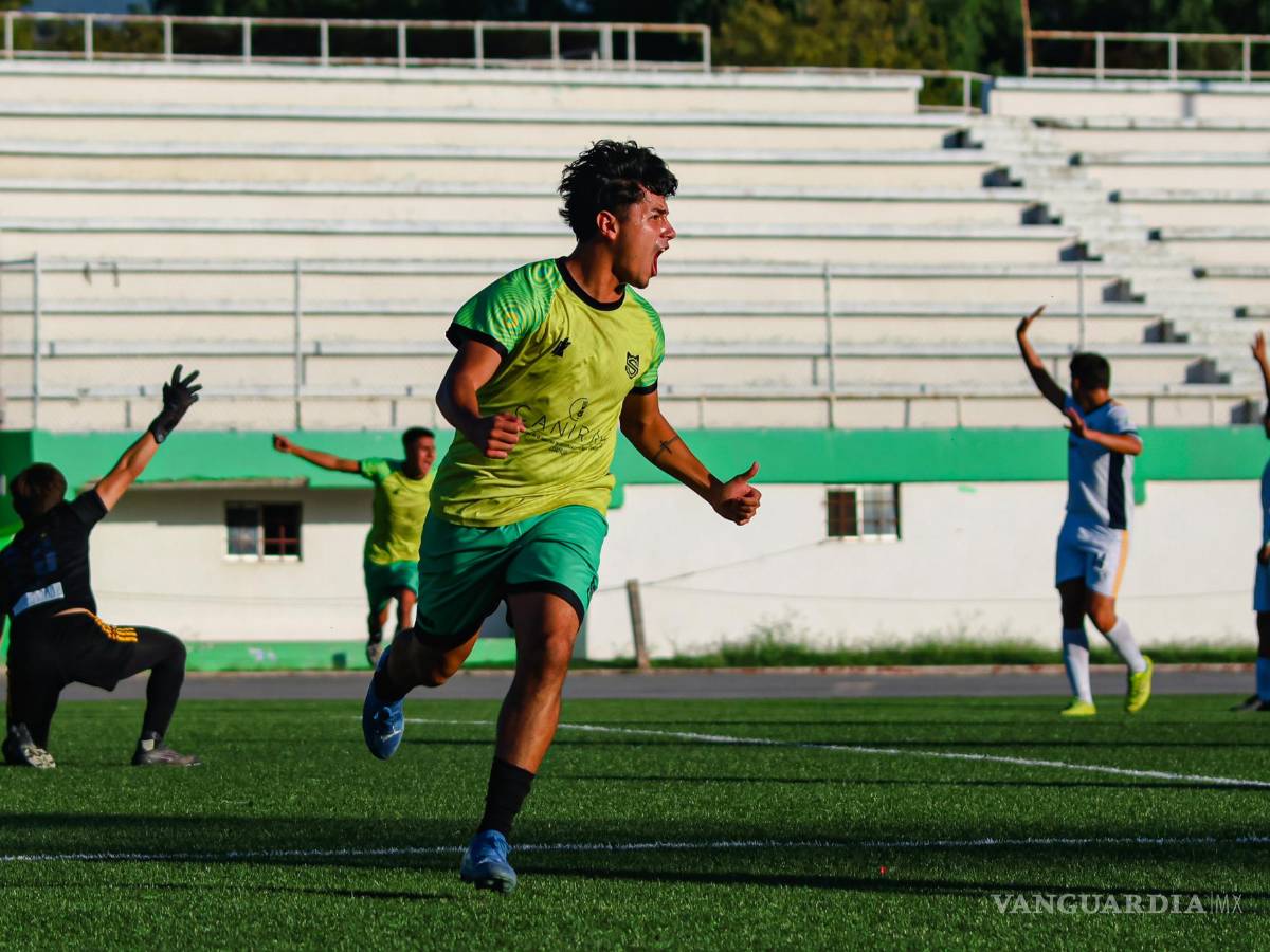 $!Saltillo Soccer consiguió una contundente victoria ante Real Apodaca, destacándose por un ataque imparable en el segundo tiempo.