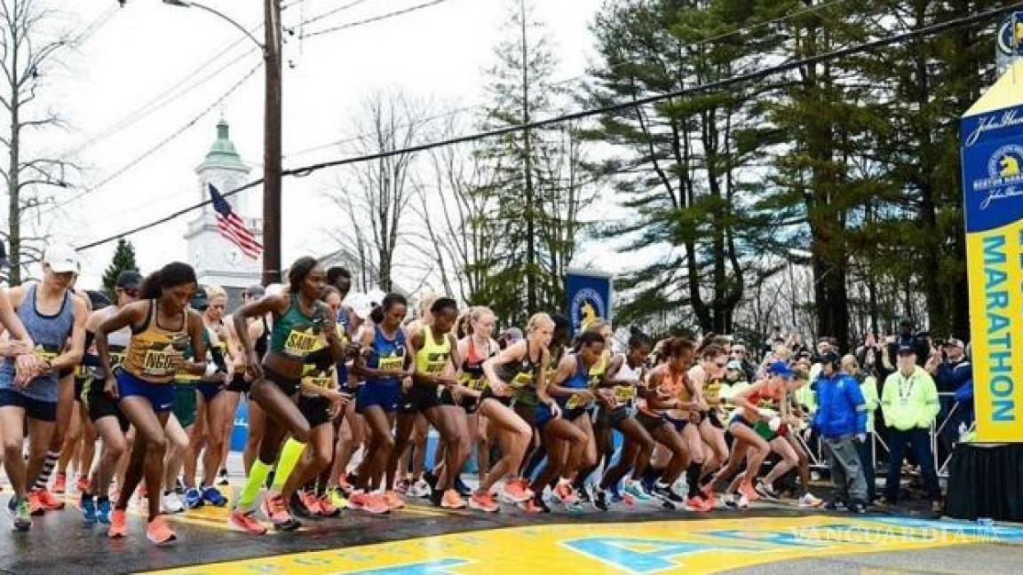 Regresa Maratón de Boston con pocos corredores y mascarillas contra COVID-19