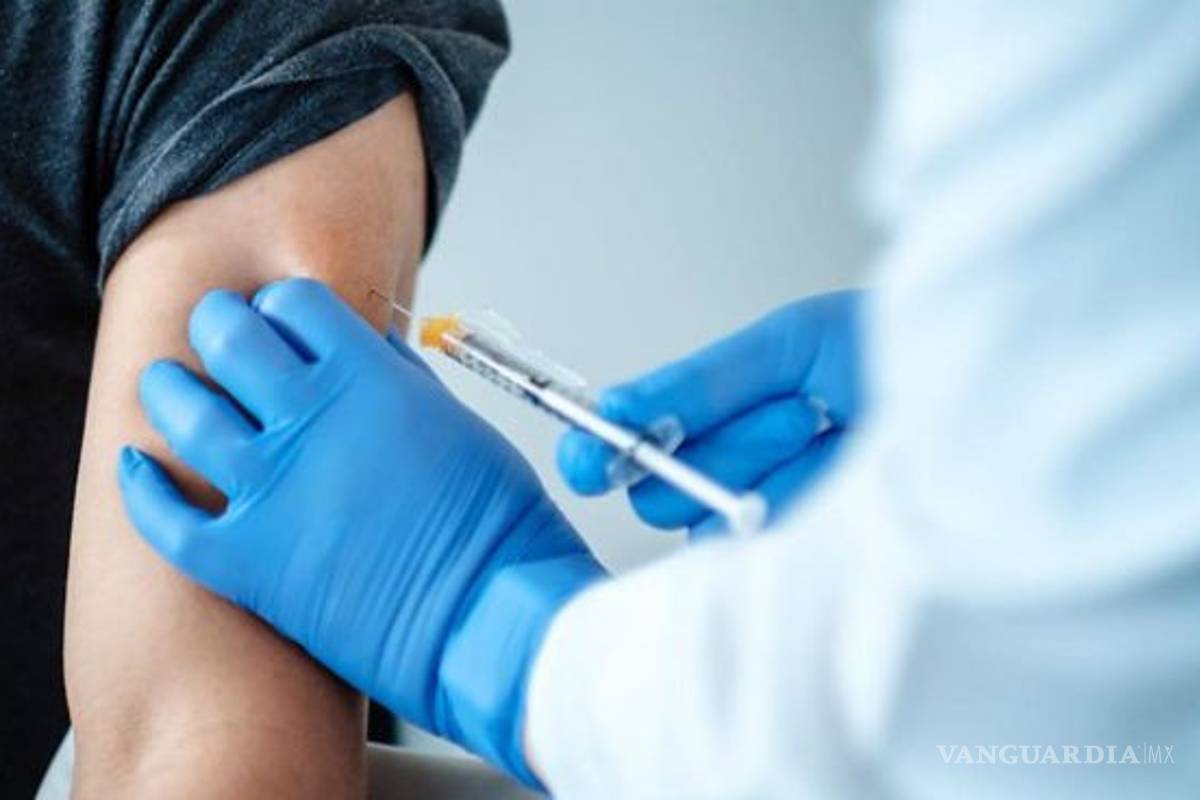 Reportan que más de 700 personas presentan reacciones adversas a vacuna contra COVID en SLP