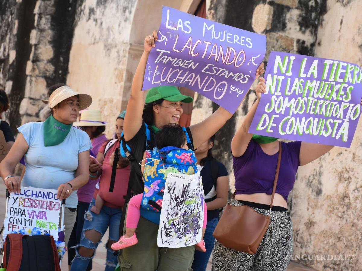 $!¿Piensas ir a la marcha del 8M? Cómo ir vestida si es tu primera vez y qué debe de vestir un infante