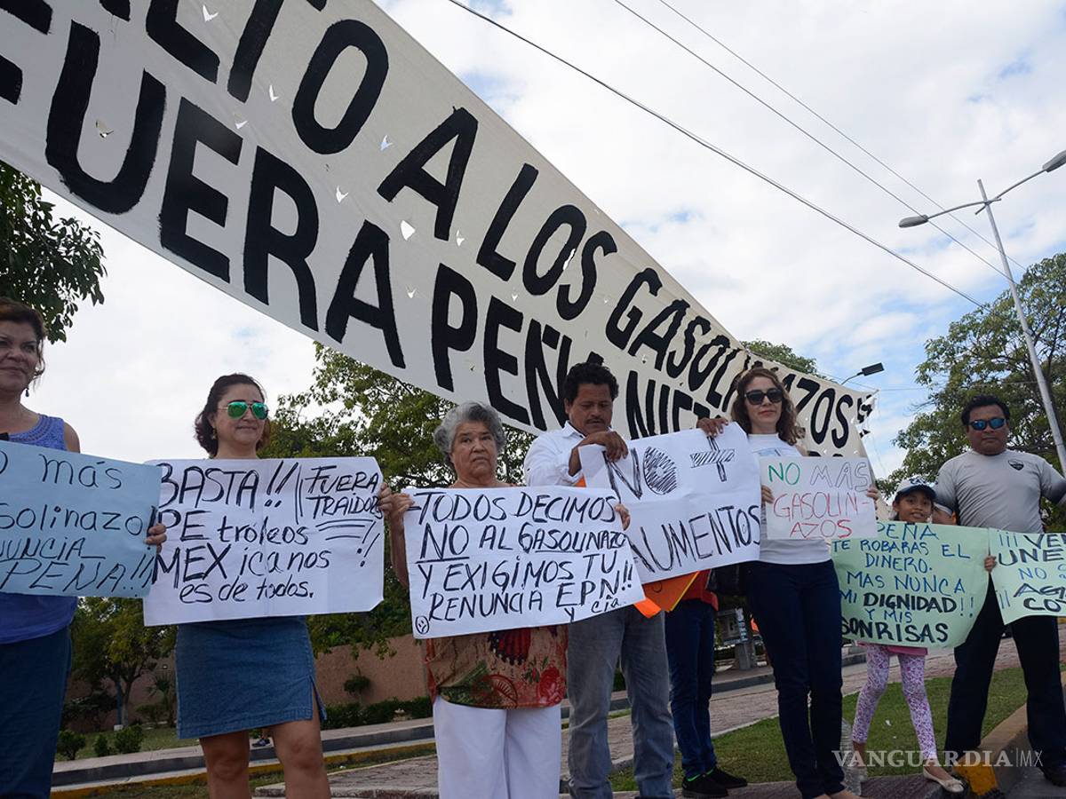 $!Bloqueos y marchas en 28 estados contra el 'gasolinazo'