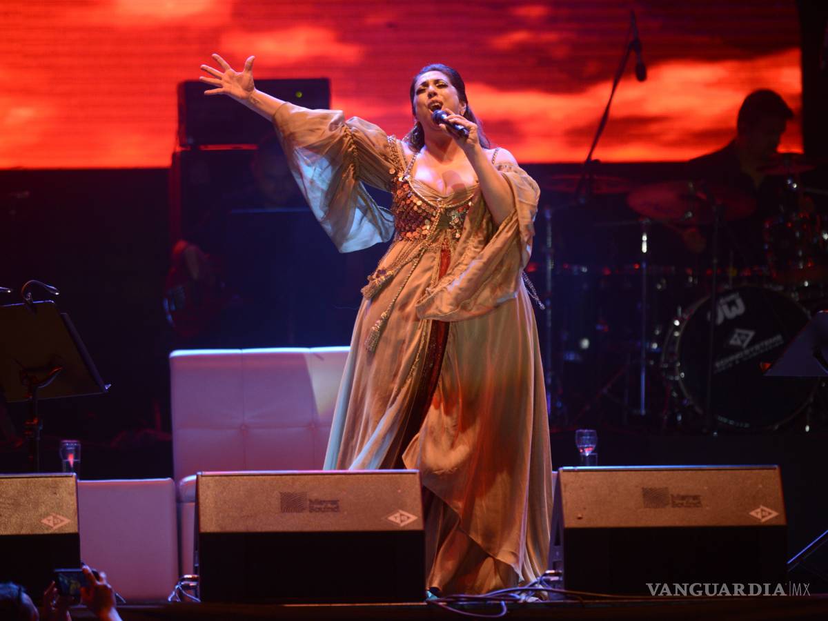 $!Susana Zabaleta y Regina Orozco encantan a Saltillo