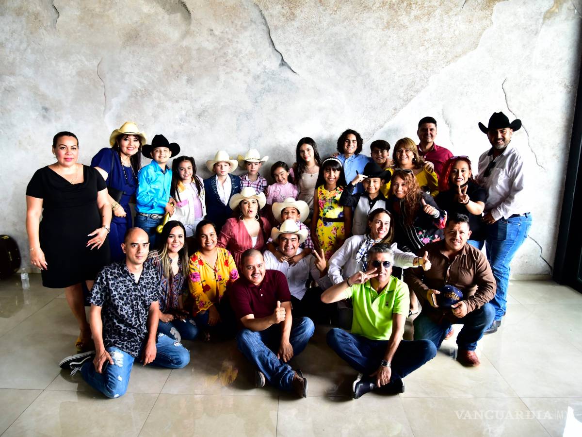 $!‘Los Cedillo de Saltillo’ festejan su primer aniversario.