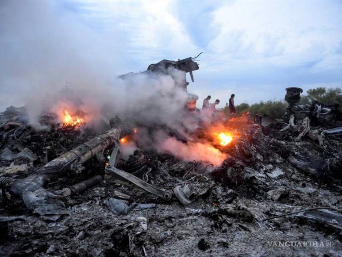 $!El vuelo MH17 de Malaysia Airlines fue derribado por un misil ruso