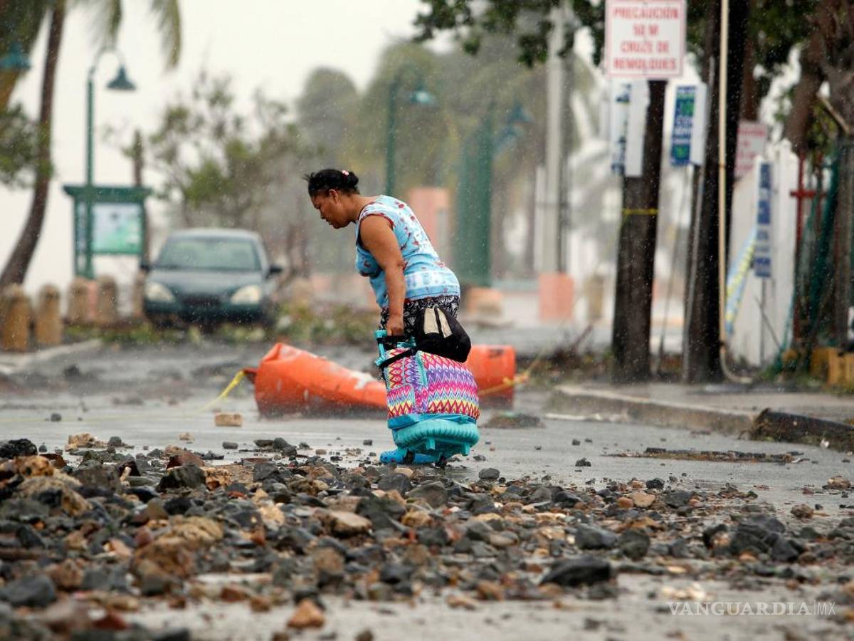 $!Suman 16 muertos en Puerto Rico por huracán 'María'
