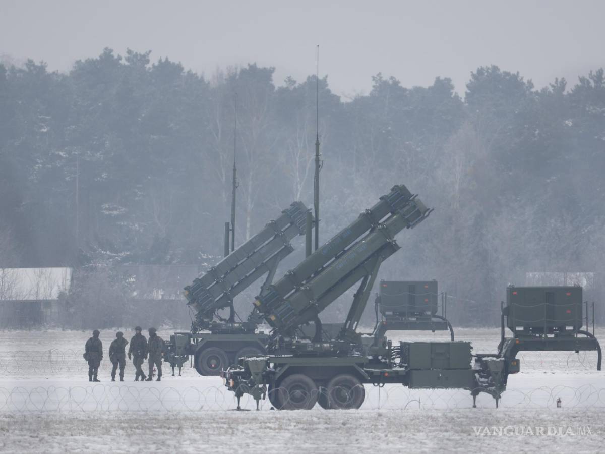 $!Los lanzadores de misiles Patriot el año pasado se ven desplegados en Varsovia, Polonia.