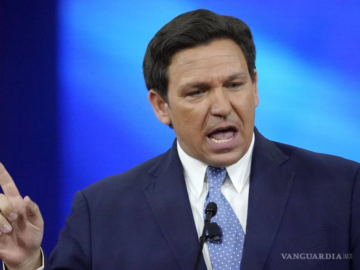 $!El gobernador de Florida, Ron DeSantis, durante un evento en Orlando, Florida.