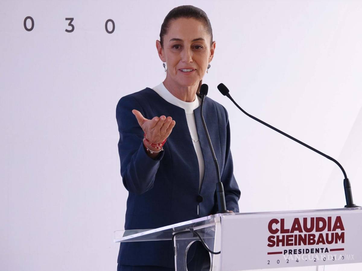 $!El pasado lunes, Sheinbaum anunció que se construirán más kilómetros en su sexenio que en la actual administración.