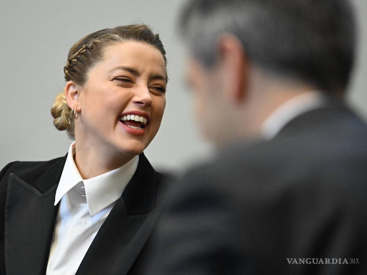 $!Amber Heard en la corte de Fairfax, Virginia.