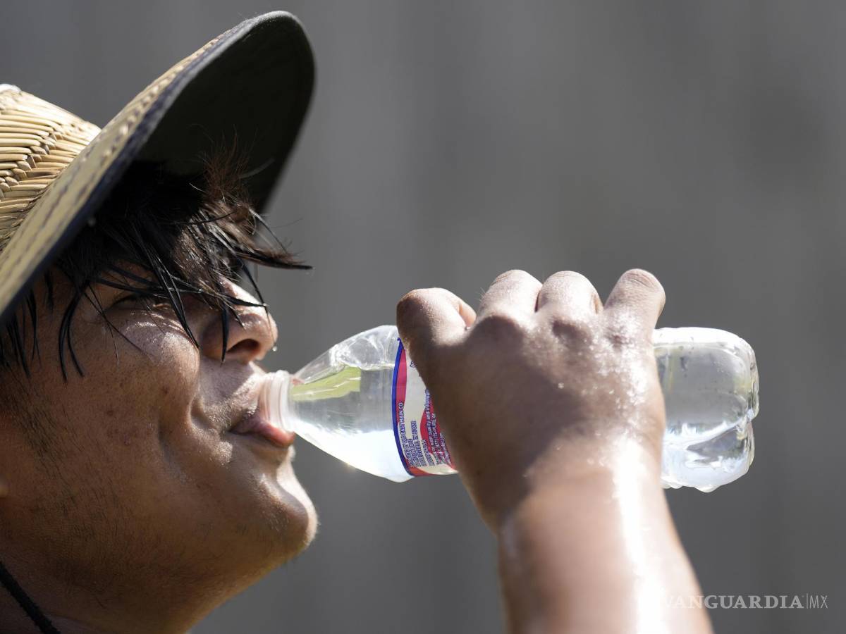 $!Los especialistas anticipan que las altas temperaturas se mantendrán en las próximas semanas.