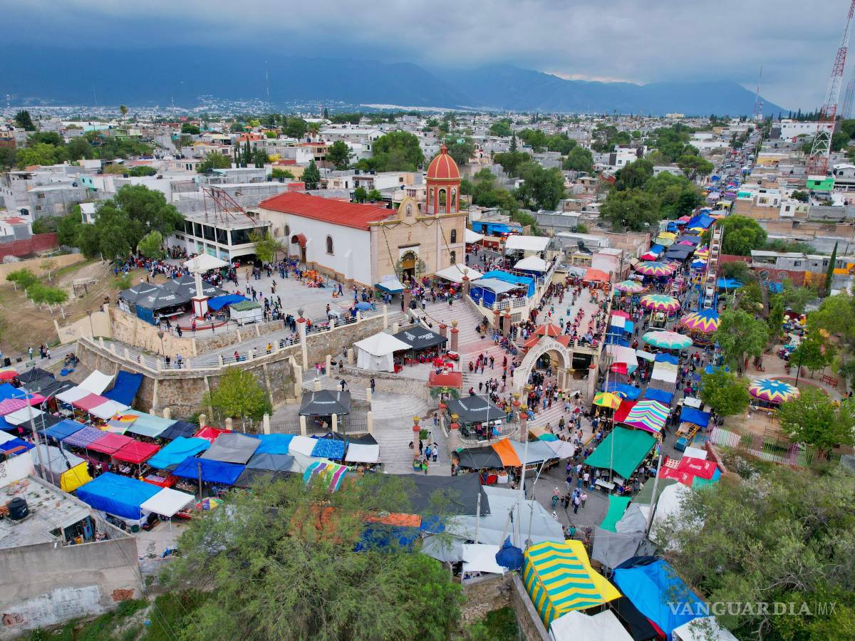 $!La Parroquia del Ojo de Agua fue punto de encuentro para cientos de devotos.