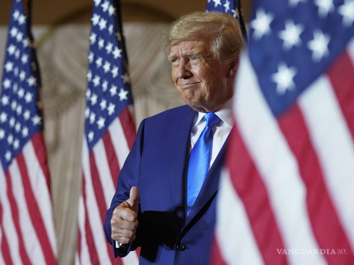 $!El expresidente Donald Trump habla en Mar-a-lago el día de las elecciones en Palm Beach, Florida.