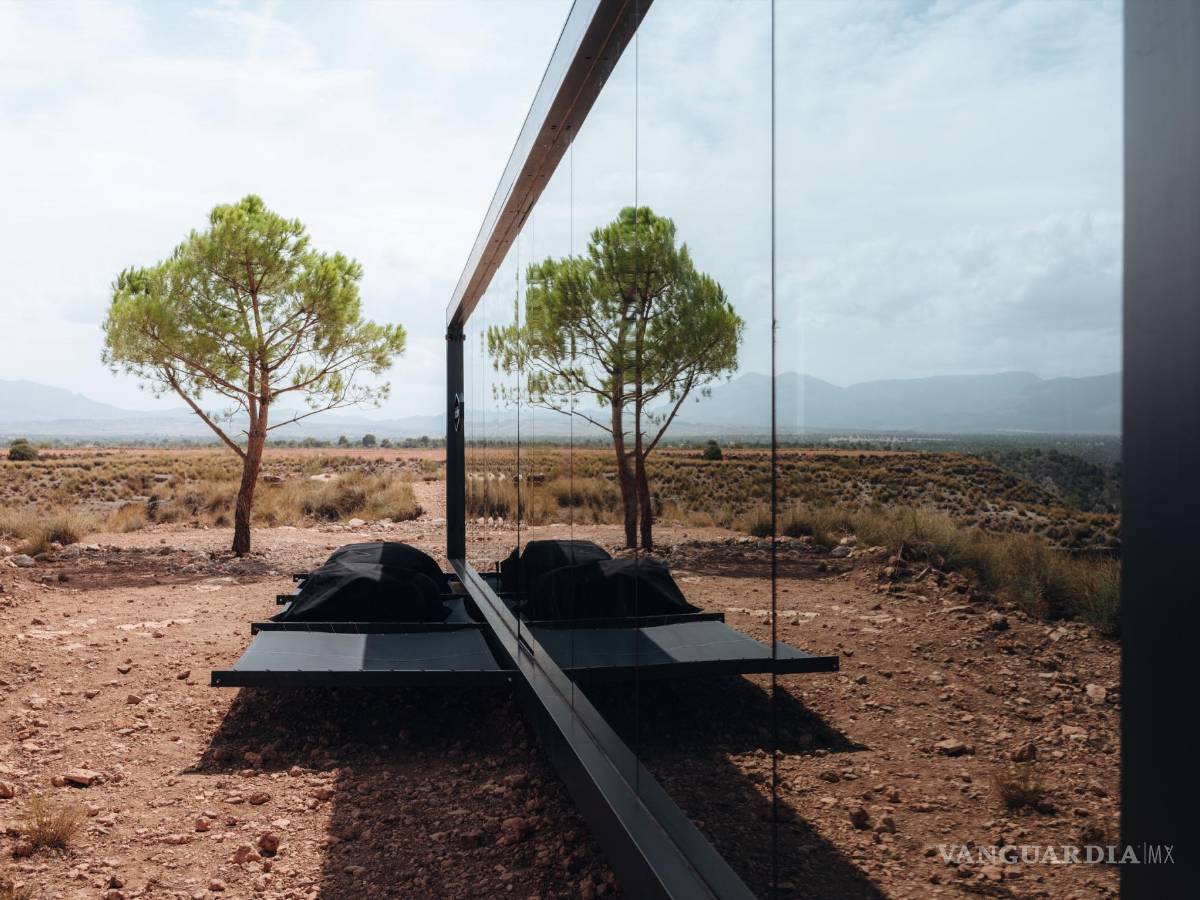 $!Vista exterior del District Hive en el desierto de Gorafe (Granada, España).