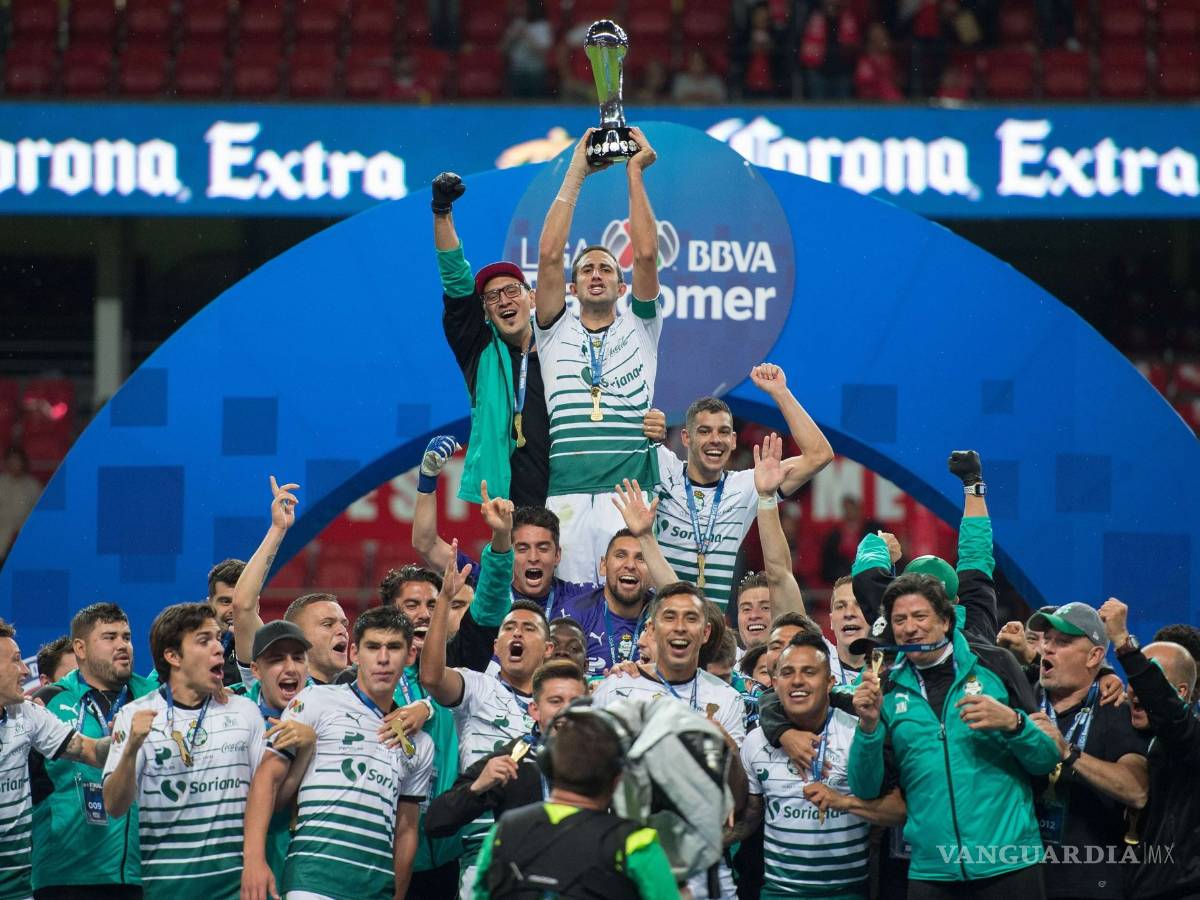 $!Alejandro Irarragorri deja la presidencia de Club Santos y podría ir al Atlas