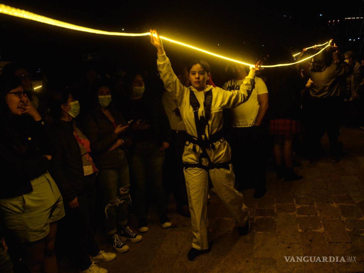 $!La Fura dels Baus, compañía de teatro originaria de España, presentó En un lugar de Guanajuato en el marco del 50 Festival Internacional Cervantino (FIC).