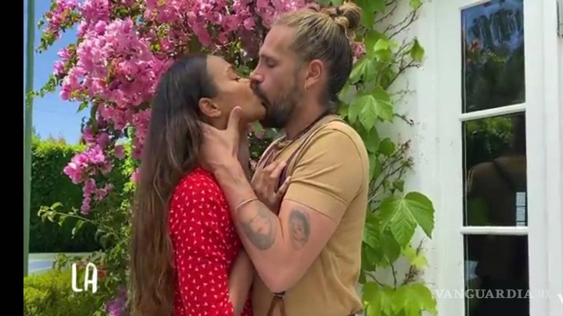 $!¿Qué famosos salen en el video de 'Antes que el mundo se acabe' de Residente?