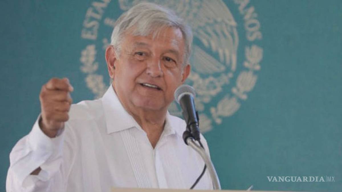 AMLO descarta hacer consulta ciudadana para quitar Horario de Verano