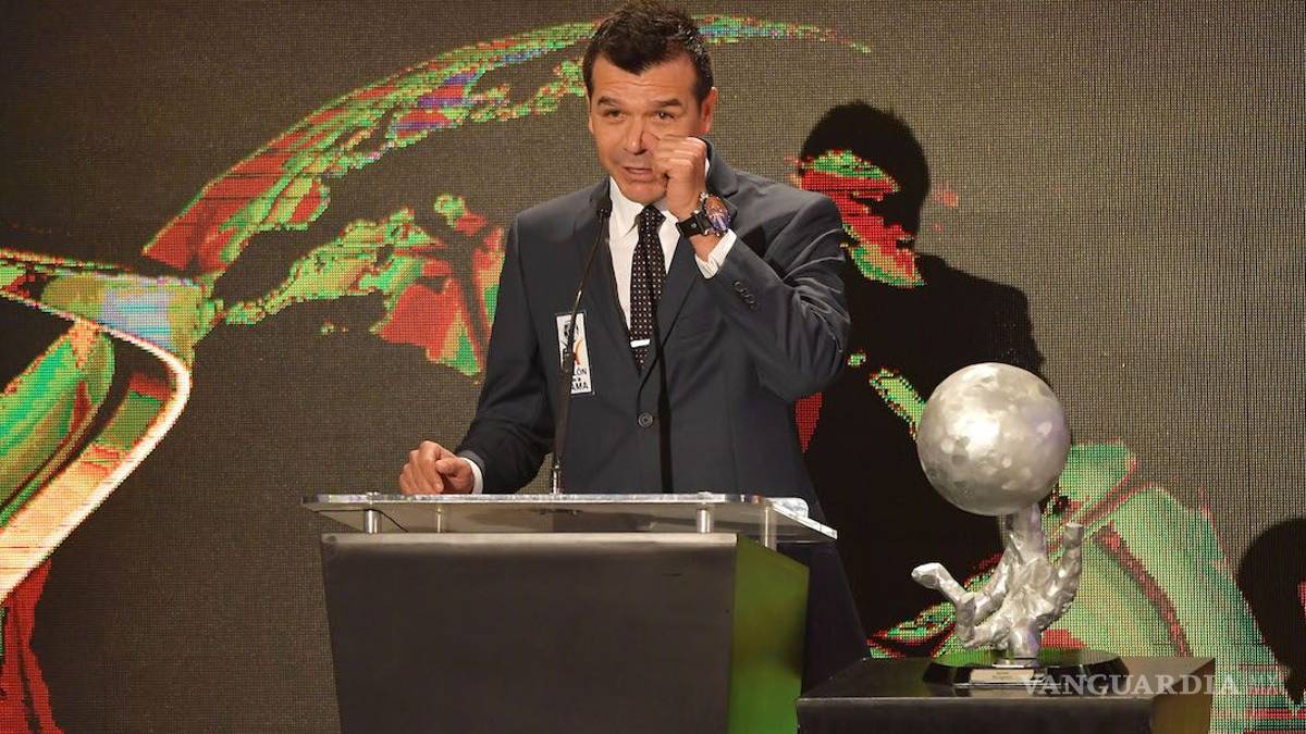 Borgetti regresaría al Tri