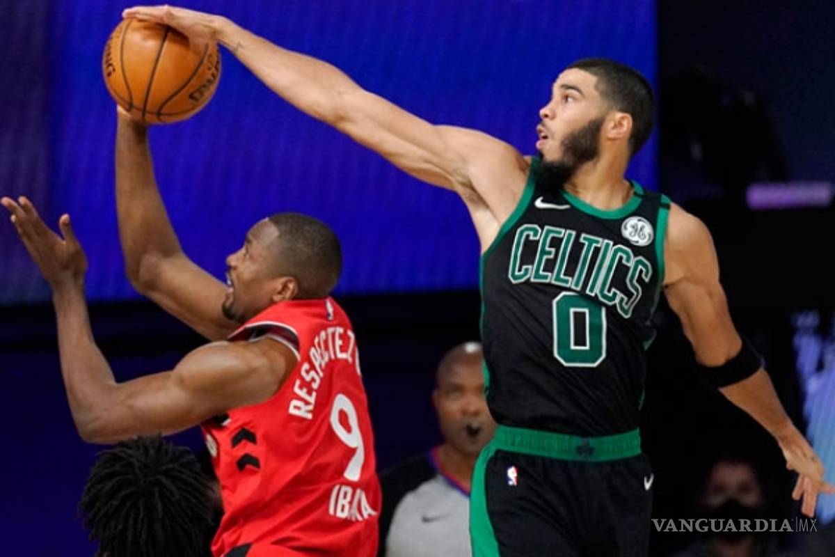 Celtics pone en aprietos al campeón Raptors