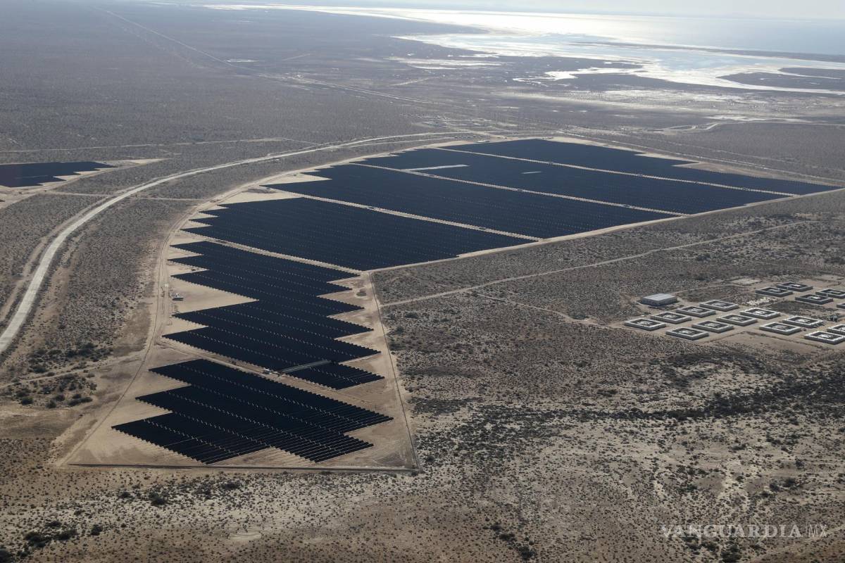 Obligado por la invasión rusa en Ucrania, México presenta “la mayor planta solar de Latinoamérica”