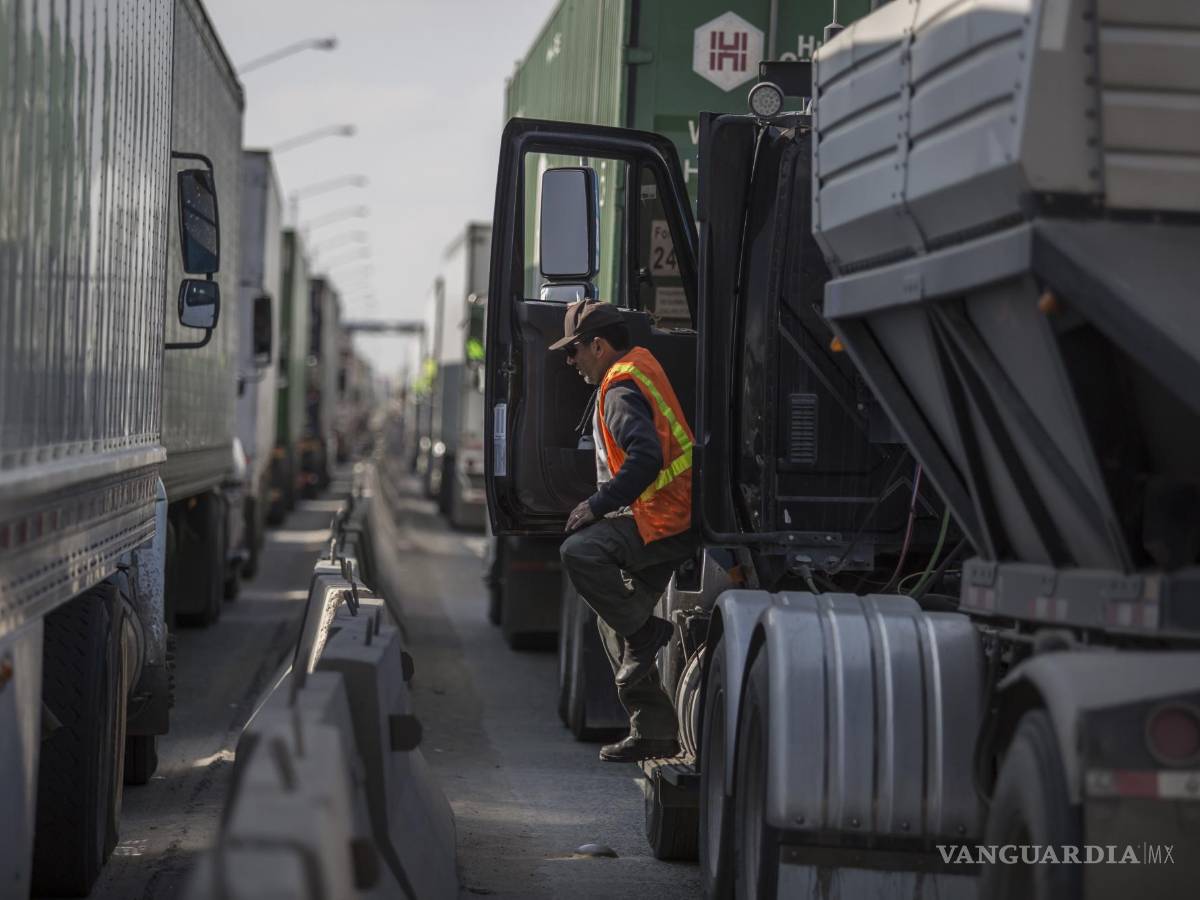$!La carretera 57 es una de las vías más peligrosas para el transporte de carga en el país.
